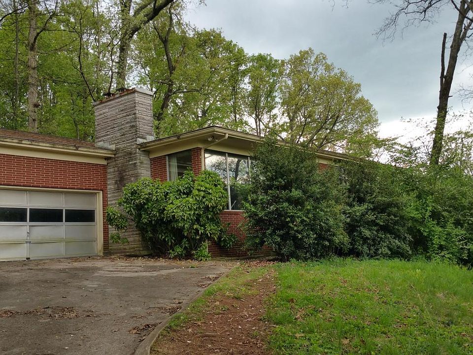 1st image of 201 Geneva Ln