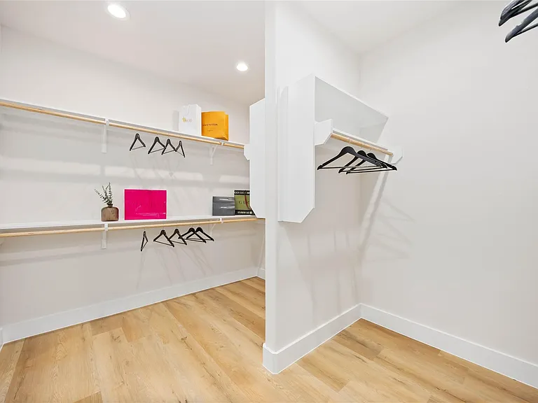 10608 Ashville Dr — Photo 28