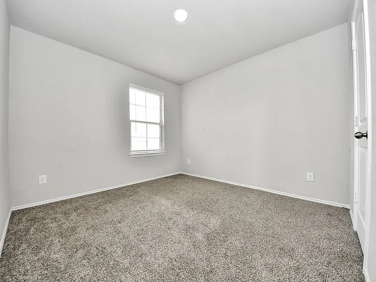 21003 Seneca Willow Way — Photo 9