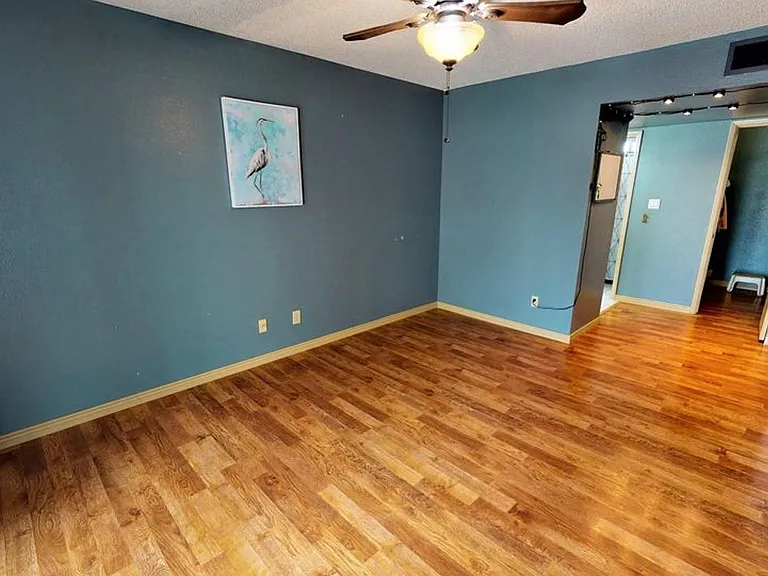 1950 S Saguaro Cir #2 — Photo 4