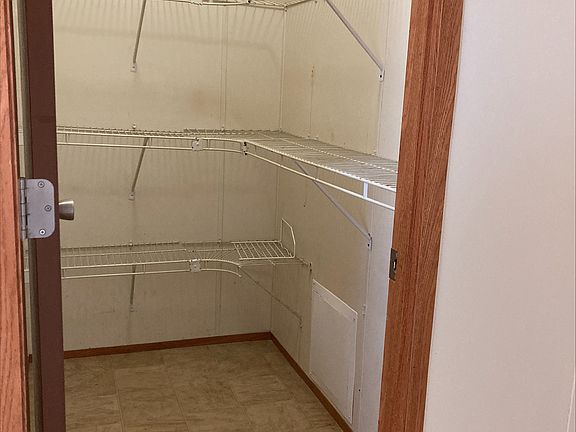 4th image of 1803 Everest Dr #144