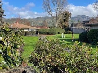 27 Woodgreen Street, Santa Rosa, CA 95409