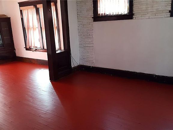 2nd image of 11710 Scottwood Ave