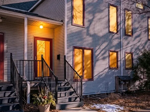 2122 E 22nd St, Minneapolis, MN 55404