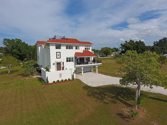2nd image of 130 Green Dolphin Dr