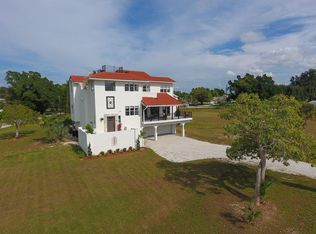 130 Green Dolphin Dr, Placida, FL 33946