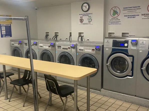 837 Washington Avenue image 9 of 14