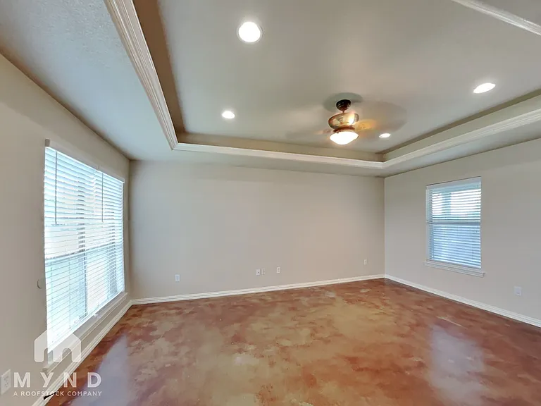 102 Jolin Ln — Photo 8