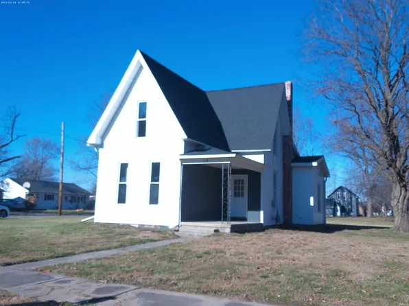 528 W 5th St, Rochester, IN 46975