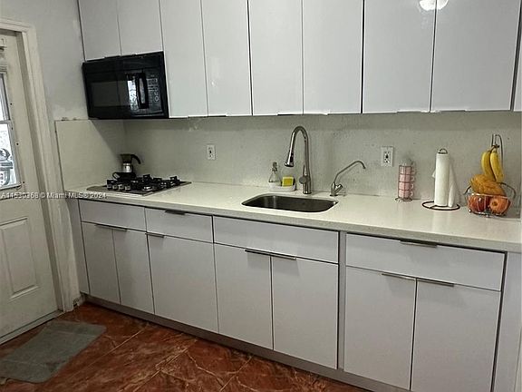 4th image of 2561 NW 153rd St