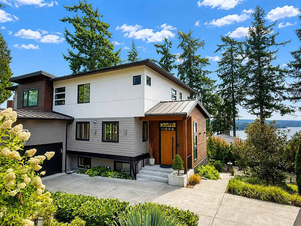 11006 83rd Ave NE