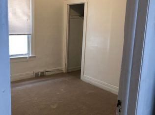 3398 Doremus St, Hamtramck, MI 48212