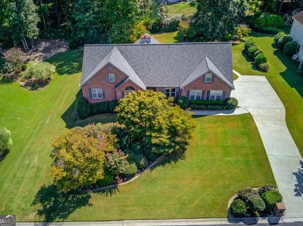 2815 Ashton Tree Ct, Dacula, GA 30019