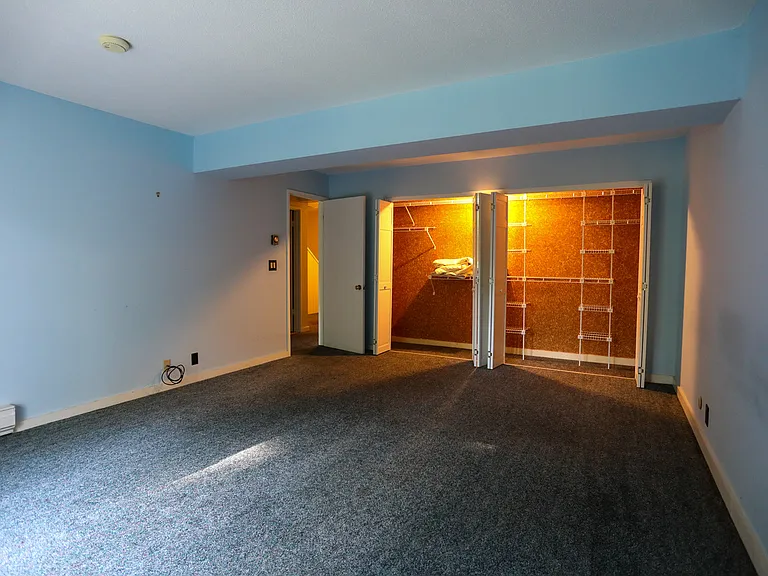 111 Brook Holw — Photo 13