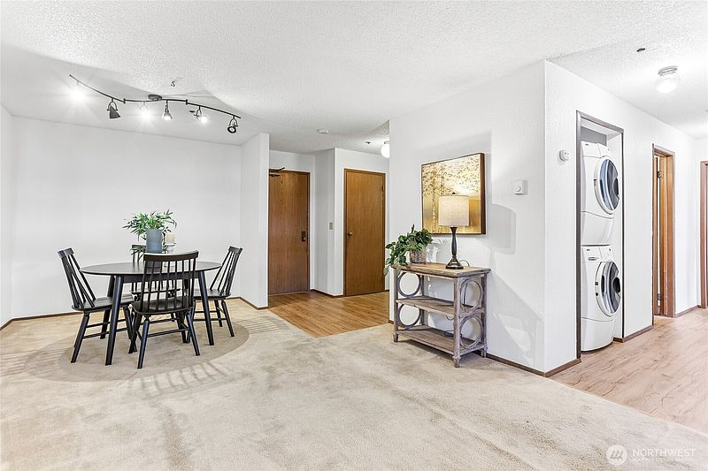 5th image of 18620 52nd Avenue W #116