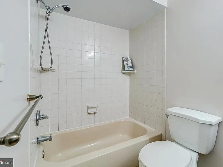2708 Shanandale Dr — Photo 39