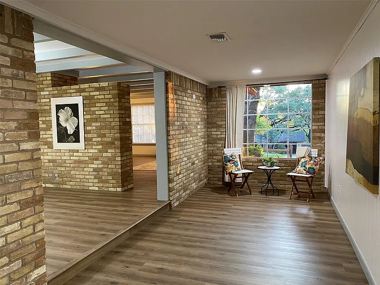 5811 Highland Hills Dr — Photo 19
