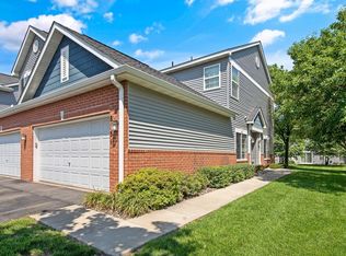 8551 Grove Cir, Shakopee, MN 55379