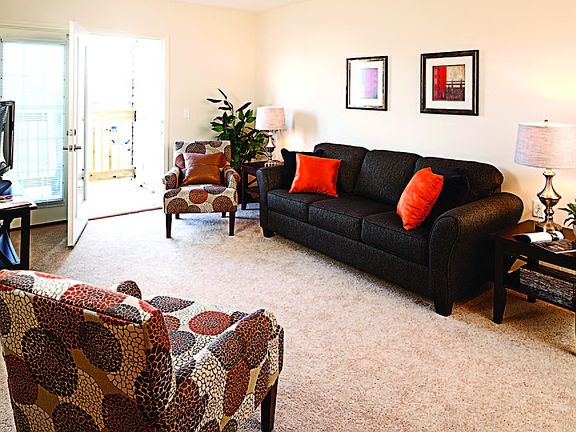3rd image of 3877 Milton Ave #111