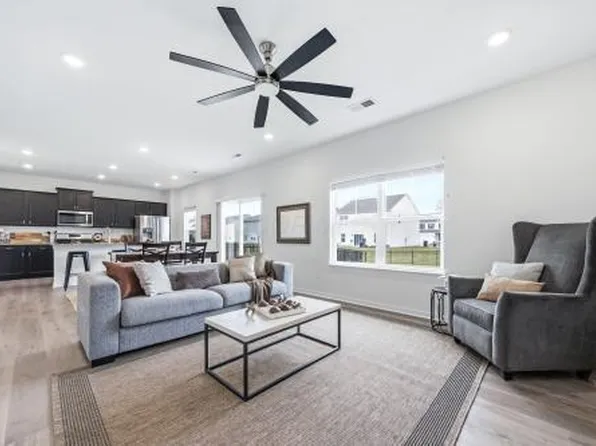 1518 Forbes Ave, Columbus, OH 43228