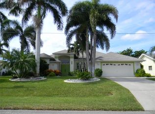 3020 SE 11th Pl, Cape Coral, FL 33904