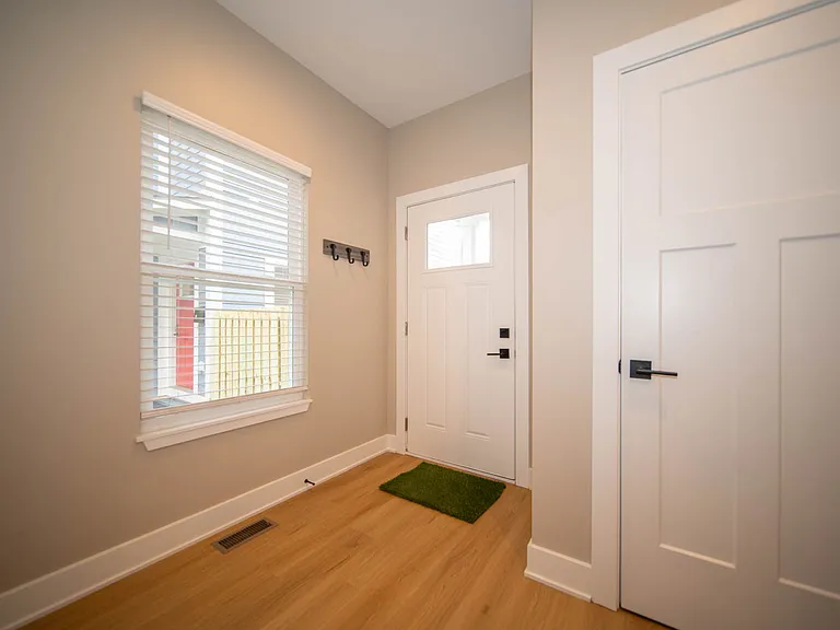 4816 Norwaldo Ave — Photo 10
