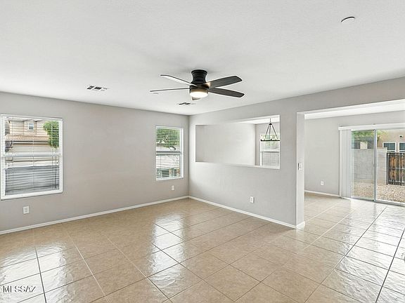 3rd image of 8467 N Placita De La Manzana