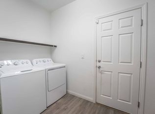 6136 China Bend Rd, Las Vegas, NV 89118