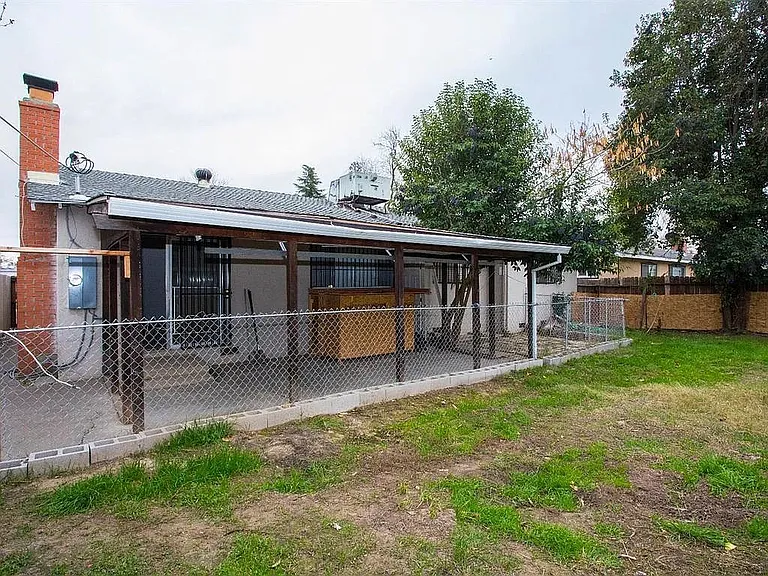 7512 Rubens Pkwy — Photo 14