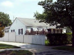 713 Sherman St, Danville, IL 61832
