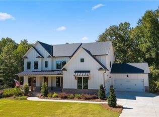 6075 Mockingbird Rd, Cumming, GA 30028