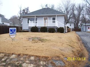 206 W Virginia St, Highland, KS 66035