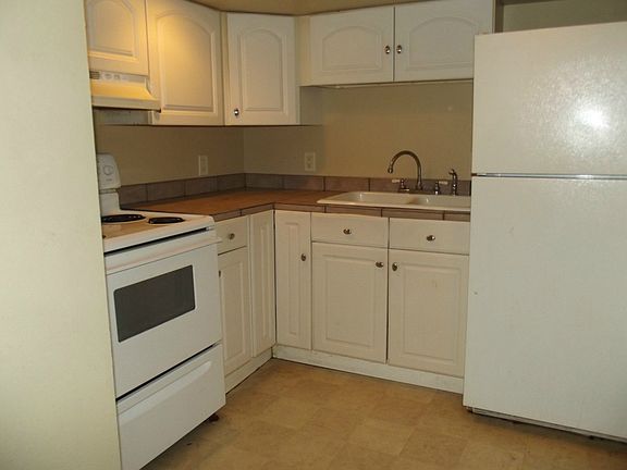 3rd image of 1112 S Sheridan Ave