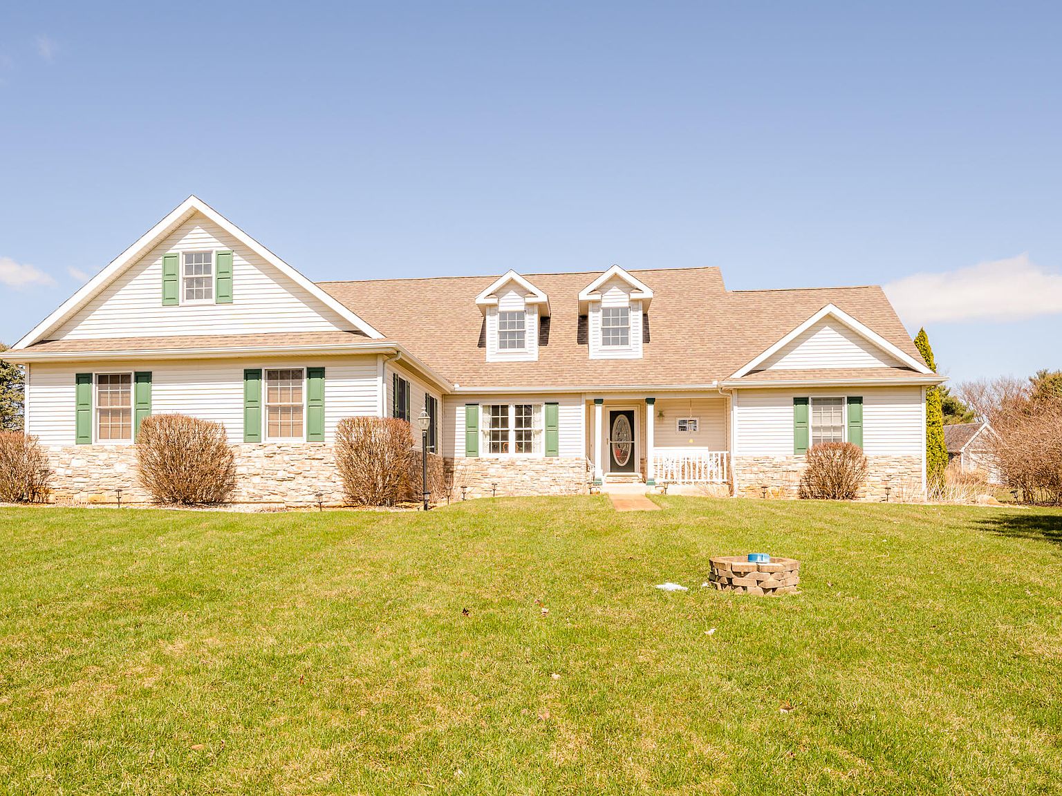 19 Longmeadow Ln, Niles, MI 49120 Zillow