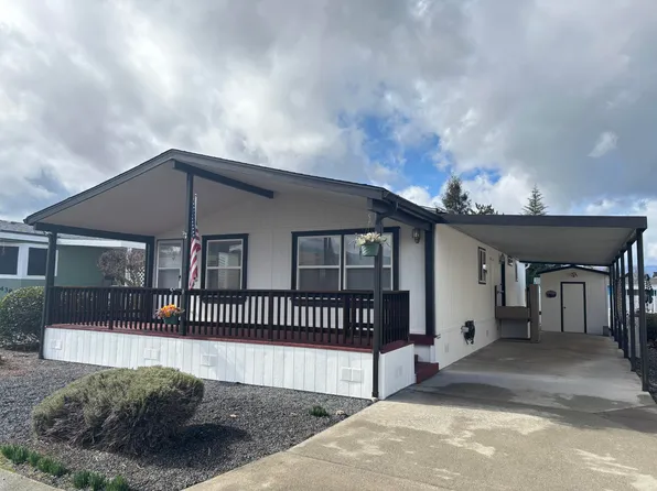 1426 Willow Ct, Grants Pass, OR 97527