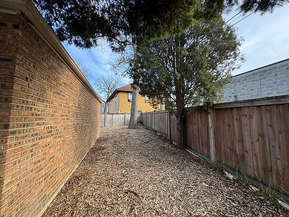 3rd image of 43 Clay Ave APT 1