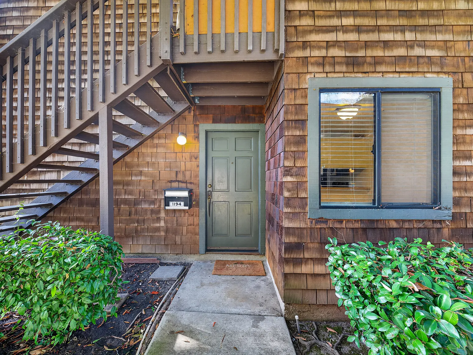 Updated, Conveniently Located 1bd/1ba Walnut Creek Condo — Photo 2