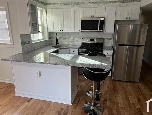 2 bed, $1,495 — Photo 2