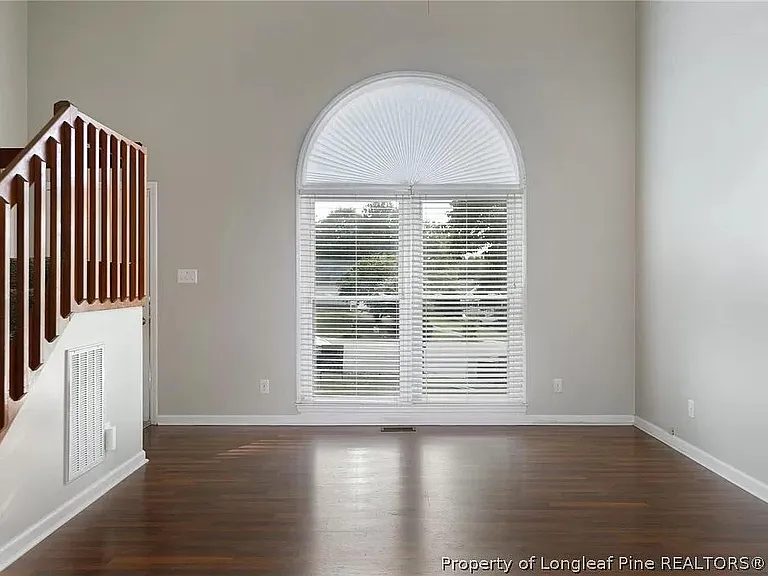 100 Pigeonhouse Ct — Photo 17