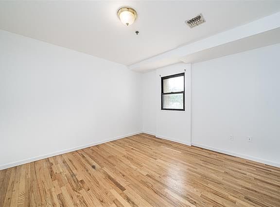 3rd image of 637 Garden St APT 5A