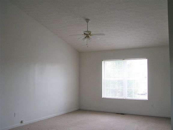 5th image of 505 Joshua Dr