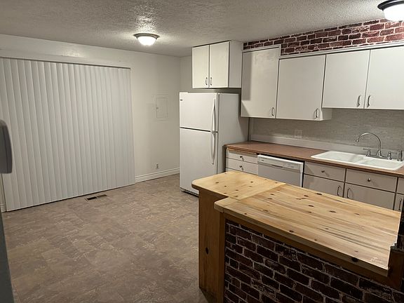 Kitchen - View 2