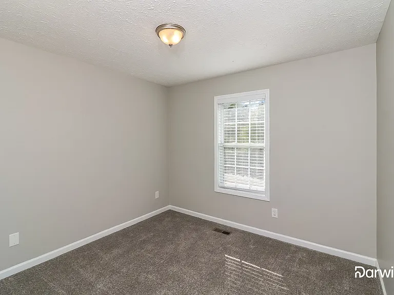 138 Paradise Way — Photo 10