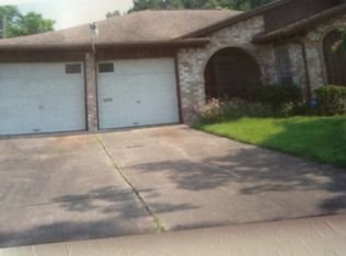 6130 Heatherbloom Dr, Houston, TX 77085
