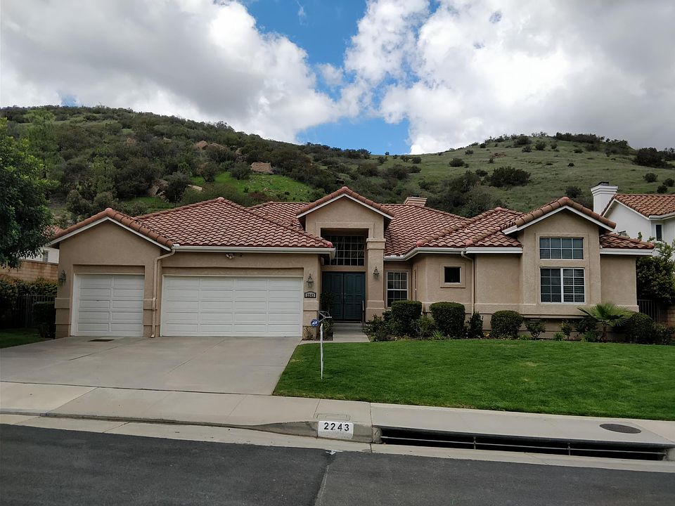 2nd image of 2243 Kirsten Lee Dr