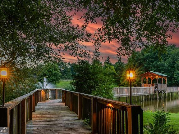 2nd image of 565 Owens Gin Rd NE