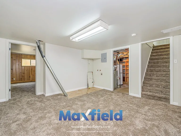 2139 E 1300 S — Photo 28