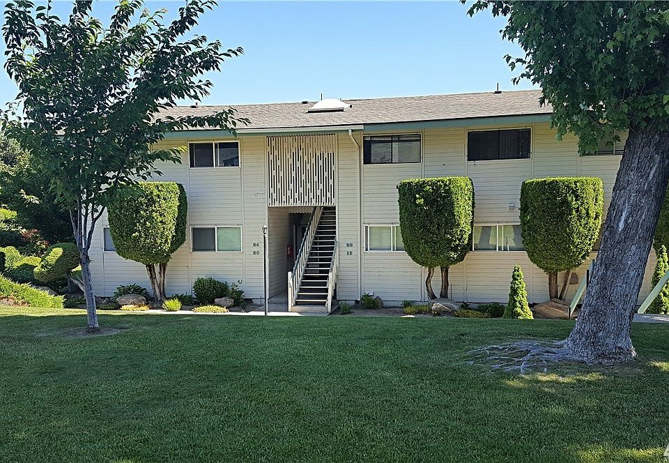 1st image of 10 Cove Ave S APT 23