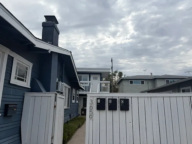 3659 Herman Ave #B — Photo 14