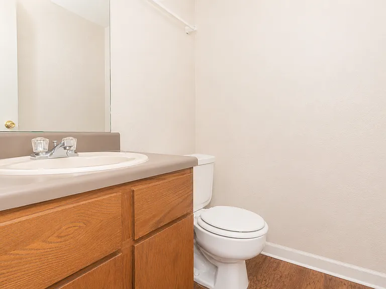 Riverbend Apartments — Photo 56